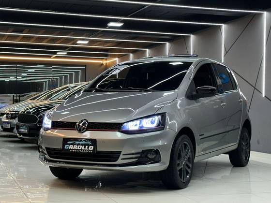 VOLKSWAGEN FOX 1.6 MSI HIGHLINE 16V FLEX 4P MANUAL
